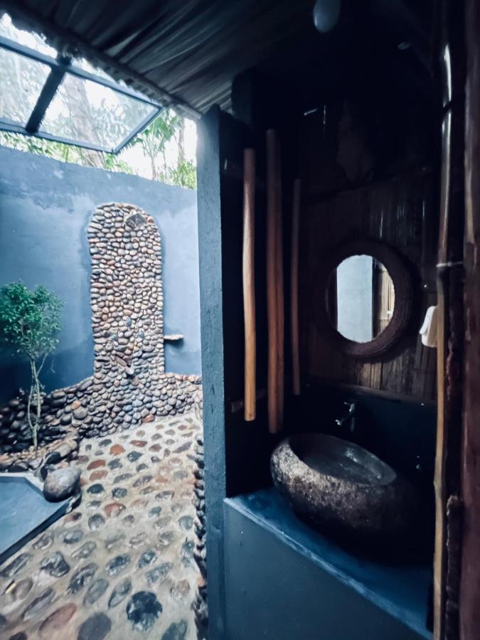 Fab - Bamboo Hut With Open Shower Munnar Ngoại thất bức ảnh