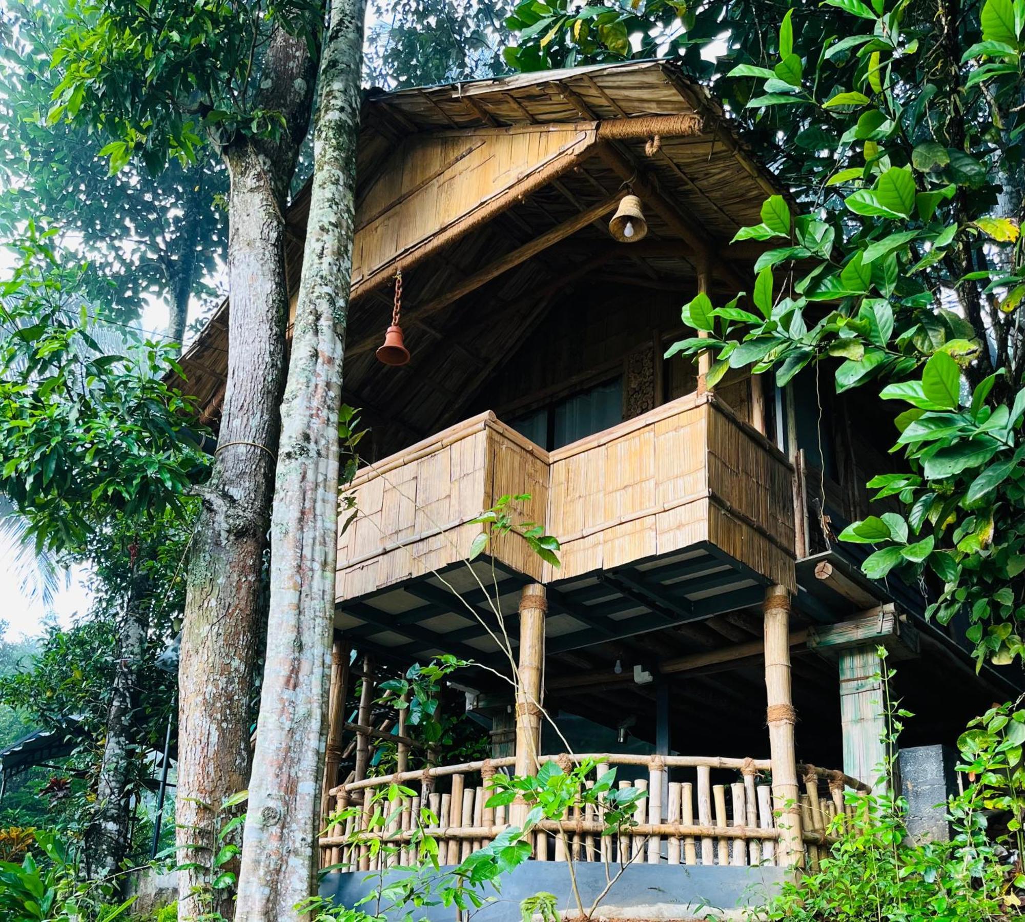 Fab - Bamboo Hut With Open Shower Munnar Ngoại thất bức ảnh